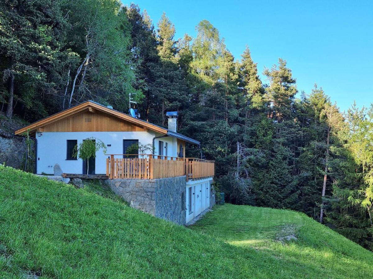 Alone In Chalet With View On Dolomites Villandro Buitenkant foto