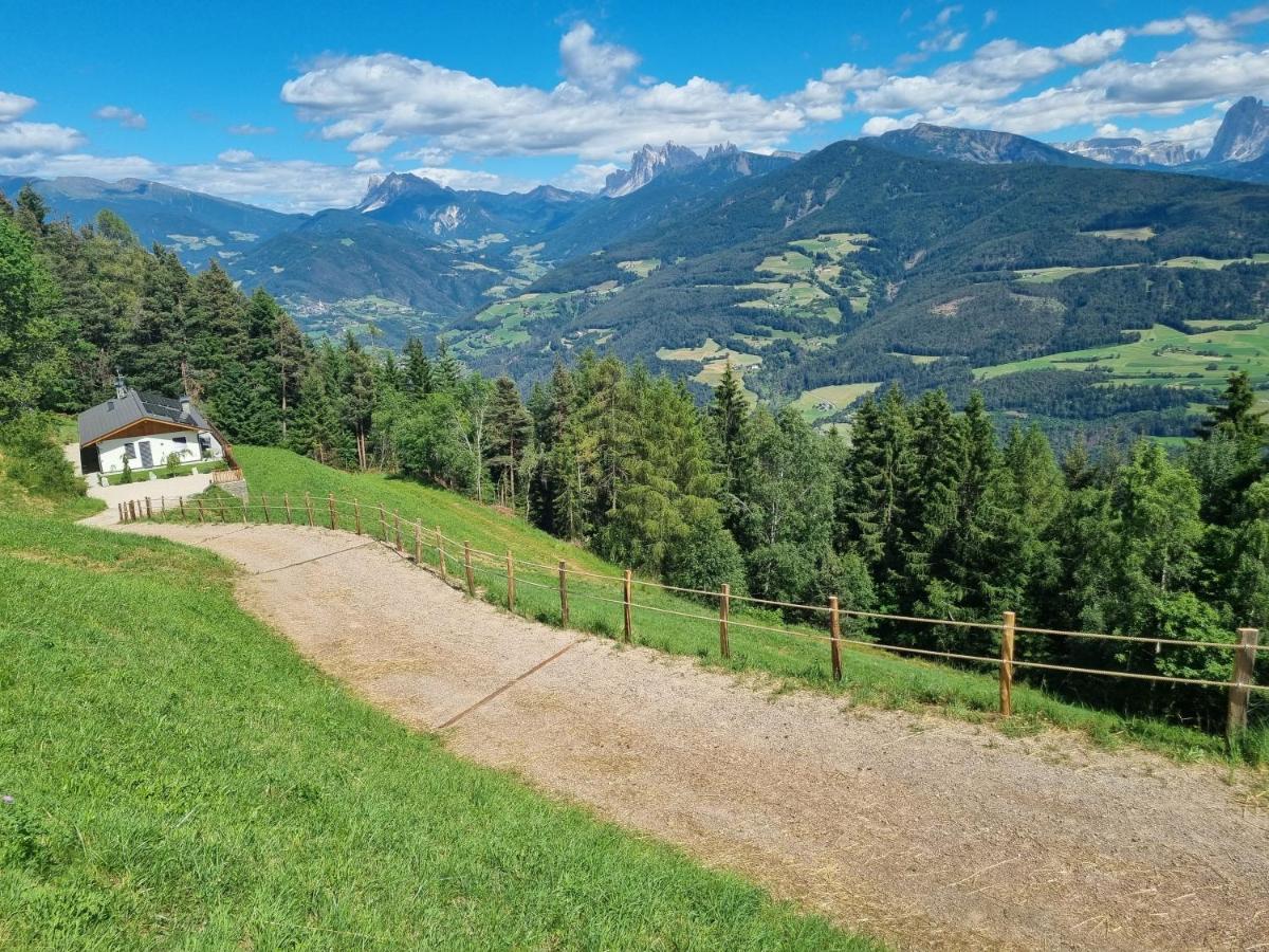 Alone In Chalet With View On Dolomites Villandro Buitenkant foto